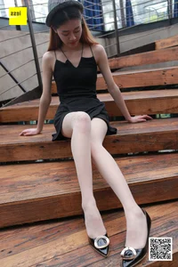 Elegant Jingjing in Mini Skirt and Nude Stockings - IESS Sixiangjia 164 Photography Collection - image 89