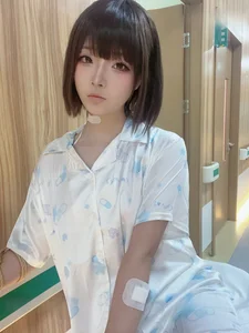 Coser Yuuhui Sick Little Sister Photo & Video Gallery - 38P 2V - image 5