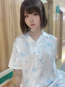 Coser Yuuhui Sick Little Sister Photo & Video Gallery - 38P 2V - image 8