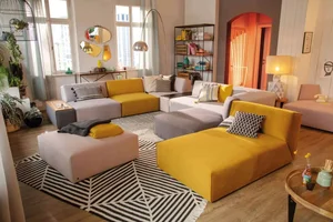 Sophisticated Yellow Interior Decor: Brightening Your Home Without Overwhelming the Senses - image 7