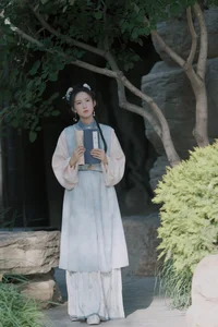 Captivating Visuals: YiTuYu Art Language Vol.4983 Showcasing the Grace of Zhao Min - image 12