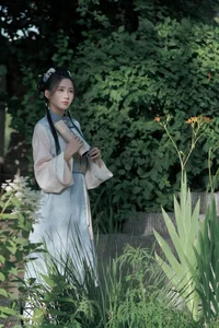 Captivating Visuals: YiTuYu Art Language Vol.4983 Showcasing the Grace of Zhao Min - image 6
