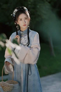 Captivating Visuals: YiTuYu Art Language Vol.4983 Showcasing the Grace of Zhao Min - image 9