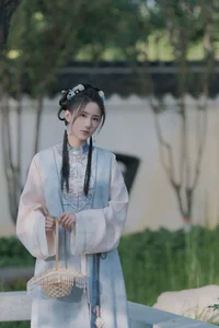 Captivating Visuals: YiTuYu Art Language Vol.4983 Showcasing the Grace of Zhao Min - image 7