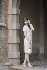 YiTuYu Art Language Vol.4961 Featuring Xiao Ke Ai: A Captivating Photographic Journey - image 2