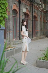 YiTuYu Art Language Vol.4961 Featuring Xiao Ke Ai: A Captivating Photographic Journey - image 0