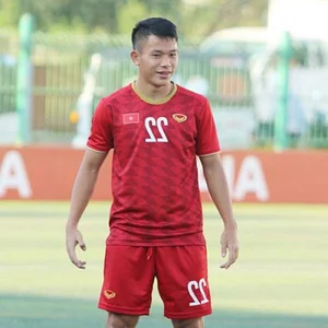 Hanoi FC Defender’s Wedding: A Stunning Celebration of Love and Style - image 3