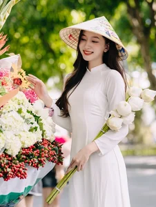 Elegant Vietnamese Education Student Shines in Traditional Ao Dai Street Photography Gallery - image 1