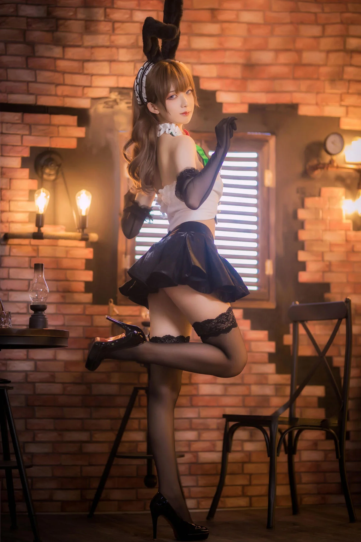 Elegant Monica-Inspired Vintage Glamour Photoshoot featuring Feng Jiang Jiang V in a Stunning Black Dress – High-Quality 32P Aesthetic Portrait Gallery
