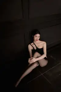 Captivating SUNNY in YiTuYu Vol.8657: An Alluring Art Language Collection - image 22