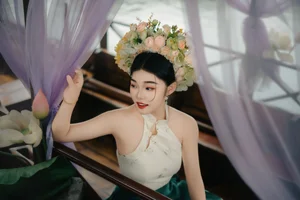 Elegant Portrait Photography: YiTuYu Art Language Vol.10348 featuring Lan - image 0