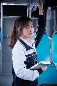YITUYU Art Language 2024 Collection: Aesthetic Portrait Photography Featuring Elegant Schoolgirl Style - image 6