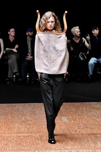 Paris Fashion Week Fall-Winter 2026: Bold Runway Trends, Iconic Celebrity Style, and Avant-Garde Beauty Highlights from the World’s Fashion Capital - image 9