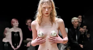 Paris Fashion Week Fall-Winter 2026: Bold Runway Trends, Iconic Celebrity Style, and Avant-Garde Beauty Highlights from the World’s Fashion Capital - image 8