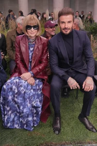 David Beckham’s Front Row Elegance: A Masterclass in Modern Men’s Tailoring and Celebrity Fashion Influence - image 0