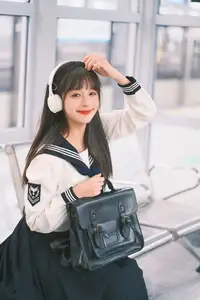 Xia Yu Xiao Nian Vol.8712: Captivating Smile & Energetic Japanese Style - image 5