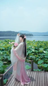 The Timeless Elegance of Yu Kimi in YiTuYu Art Language Vol.7561: A Visual Journey of Sophistication - image 17