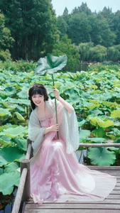 The Timeless Elegance of Yu Kimi in YiTuYu Art Language Vol.7561: A Visual Journey of Sophistication - image 11