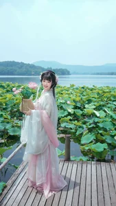 The Timeless Elegance of Yu Kimi in YiTuYu Art Language Vol.7561: A Visual Journey of Sophistication - image 22