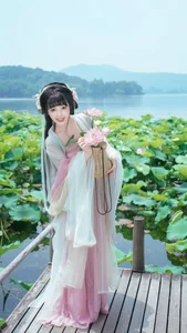 The Timeless Elegance of Yu Kimi in YiTuYu Art Language Vol.7561: A Visual Journey of Sophistication - image 23