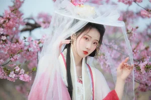 Art Language Vol.4214 Chun Yu: Capturing the Serenity and Grace of Modern Portraiture - image 17