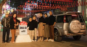 Inspiring 5,500km Vietnam Road Trip: 80-Year-Old Grandparents Journey with Family Across the Country - image 6