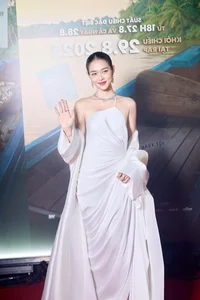 Diep Bao Ngoc: Redefining Modern Elegance and Sophisticated Fashion Trends - image 6