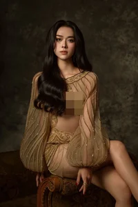 Diep Bao Ngoc: Redefining Modern Elegance and Sophisticated Fashion Trends - image 9