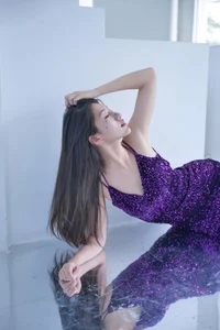 Exquisite Art Language Vol.8142: Featuring the Elegant Ye Zi in Stunning Photography - image 28
