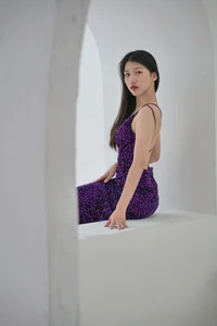 Exquisite Art Language Vol.8142: Featuring the Elegant Ye Zi in Stunning Photography - image 14