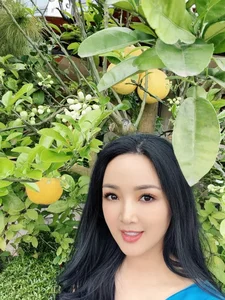 Inside the Lush Garden Oasis of a Famous Beauty Queen’s Private Villa - image 3