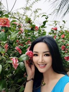 Inside the Lush Garden Oasis of a Famous Beauty Queen’s Private Villa - image 2