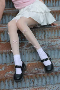IESS SXJ No.1882 Tuan Tuan: Soft Elegance and Sophisticated Portrait Photography Series - image 69