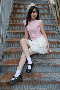 IESS SXJ No.1882 Tuan Tuan: Soft Elegance and Sophisticated Portrait Photography Series - image 58