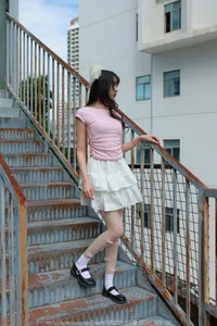 IESS SXJ No.1882 Tuan Tuan: Soft Elegance and Sophisticated Portrait Photography Series - image 65