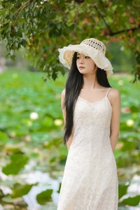YiTuYu Art Language Vol.10371 Featuring Ai Qing: A Stunning Digital Portrait Gallery - image 13