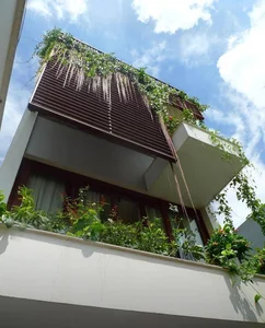 Modern Facade Sunshade Solutions: Elevating Aesthetic and Cooling Efficiency for Urban Homes - image 10