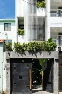 Modern Facade Sunshade Solutions: Elevating Aesthetic and Cooling Efficiency for Urban Homes - image 18