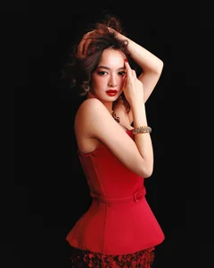 Kaity Nguyen: Discover the Radiant Style of the Global Beauty Icon Nominated for the World's 100 Most Beautiful Faces - image 9