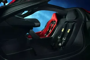 Ferrari F80: The Million-Dollar Hypercar Redefining Modern Automotive Performance and Design - image 3
