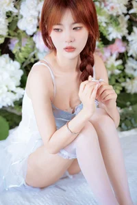 YiTuYu Art Language Vol.6338: Wan Ning Captures the Essence of Modern Elegance - image 6