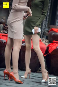 Urban Chic with Best Friends: Jia Jia and Yun Zhi in the IESS Two Friends on One Street Volume 2 - image 53