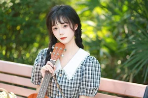 Sophisticated Visuals: YiTuYu Art Language Vol.5880 Featuring Guan Ning - image 0