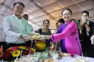 The Art of Hue Royal Cuisine: Traditional Cake Making Experience in Ho Chi Minh City - image 4