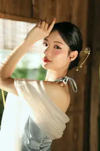 East Asian Grace: Girl in Modernized Attire and Exquisite Hair Ornament - image 22