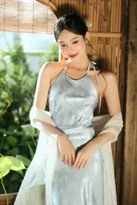 East Asian Grace: Girl in Modernized Attire and Exquisite Hair Ornament - image 19