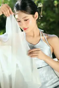 East Asian Grace: Girl in Modernized Attire and Exquisite Hair Ornament - image 21