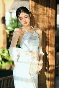 East Asian Grace: Girl in Modernized Attire and Exquisite Hair Ornament - image 9
