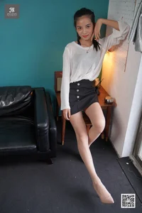 Sophie: The Shy New Model in IESS Puhui 178 Collection - image 17