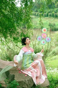 YiTuYu Art Language Vol.7455: The Striking Presence of Leng Ku Wang Ye - image 15